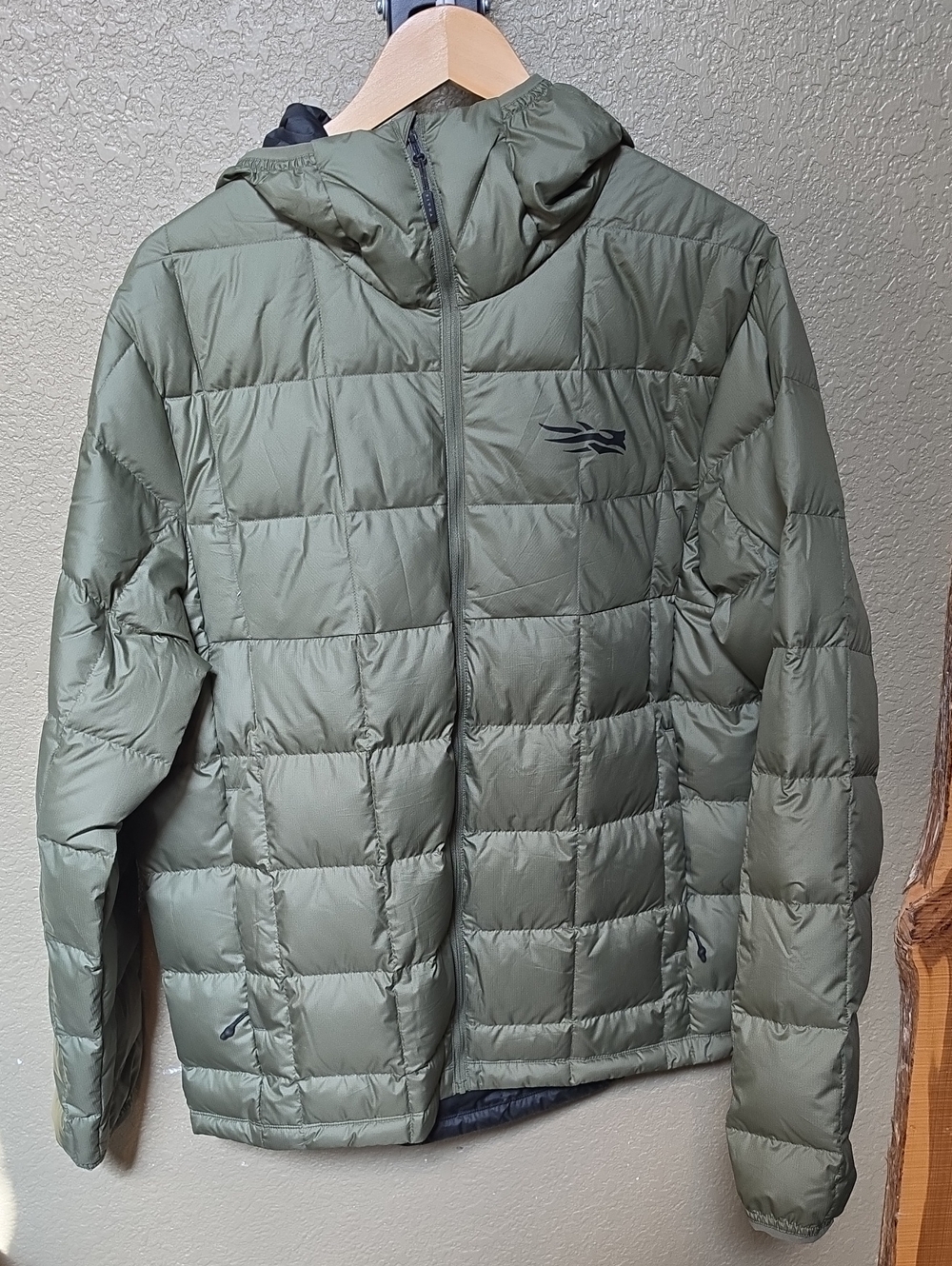 Mens Microdown Hooded Jacket Olive Green
